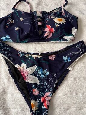 Cupshe Navy Floral Bikini Set with Pink, White & Blue Flowers